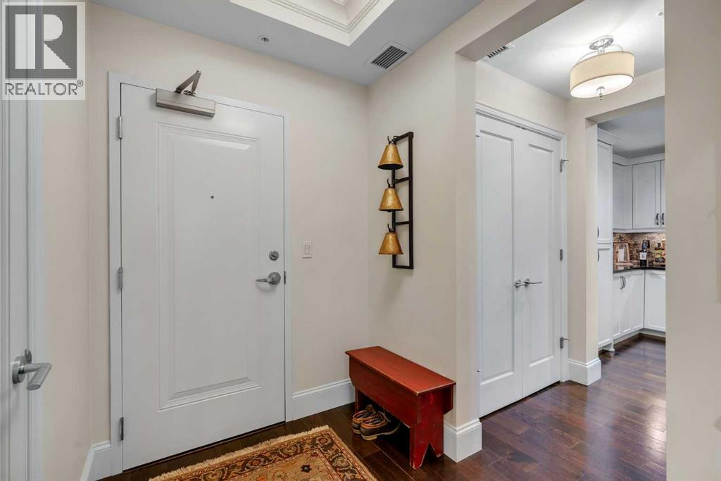 121 Quarry Way Southeast Property Photo 3