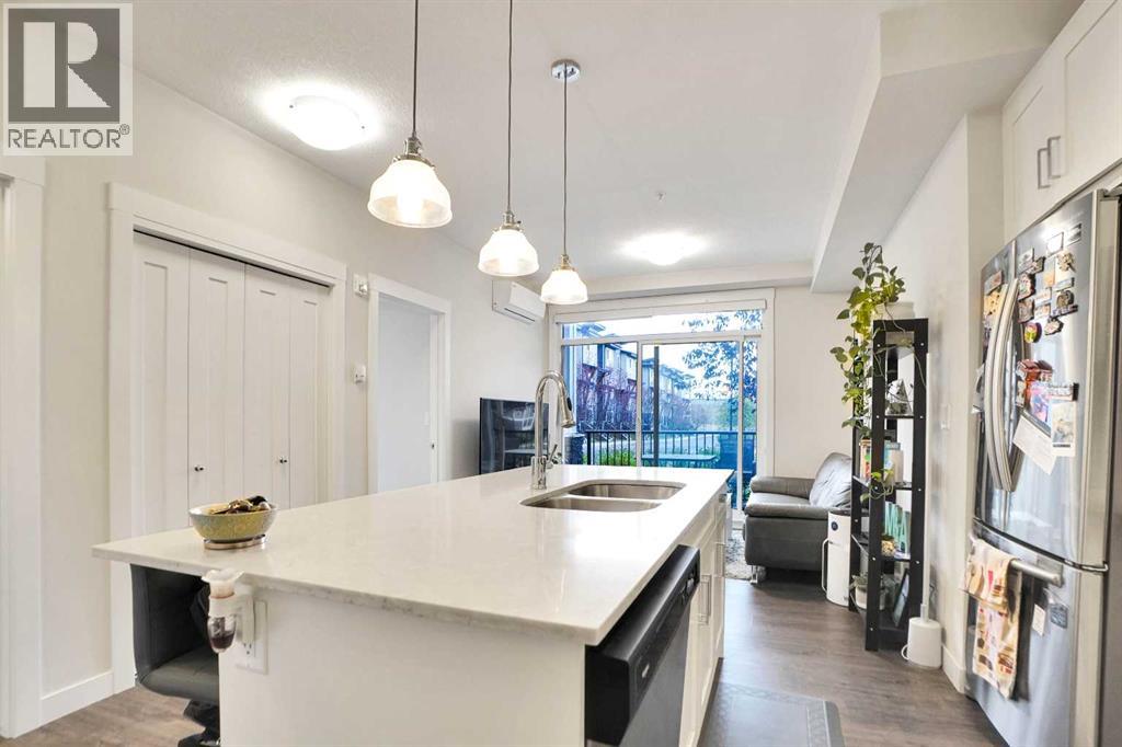 30 Walgrove Walk Southeast Property Photo 8