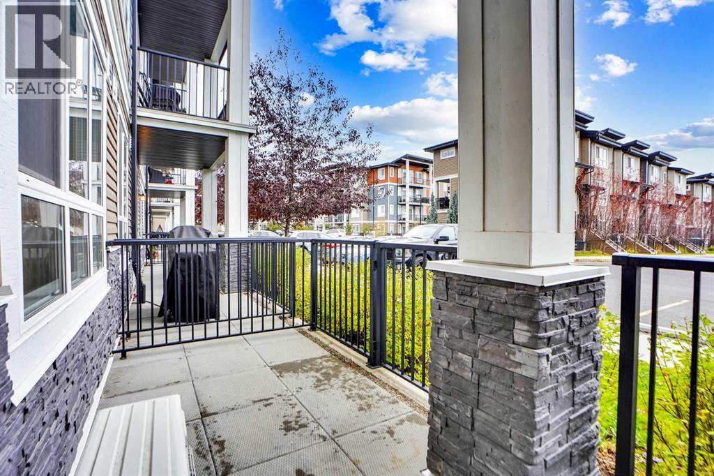 30 Walgrove Walk Southeast Property Photo 12