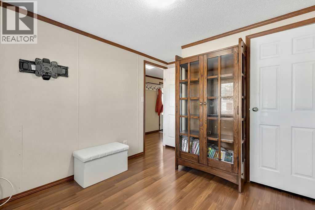 6724 17 Avenue Southeast Property Photo 21