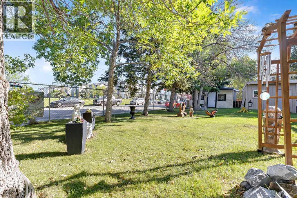 6724 17 Avenue Southeast Property Photo 31
