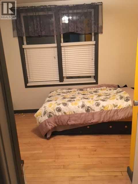 420 21 Street Property Photo 8