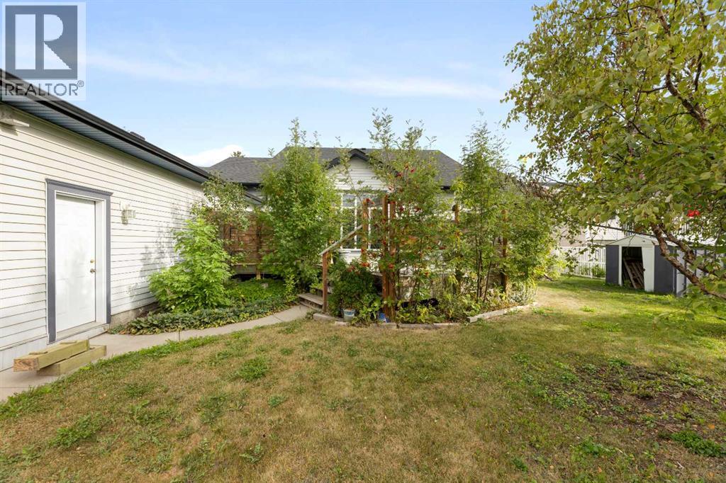 4737 49 Street Property Photo 28