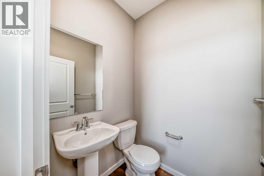 3037 Lanark Boulevard Se Property Photo 21