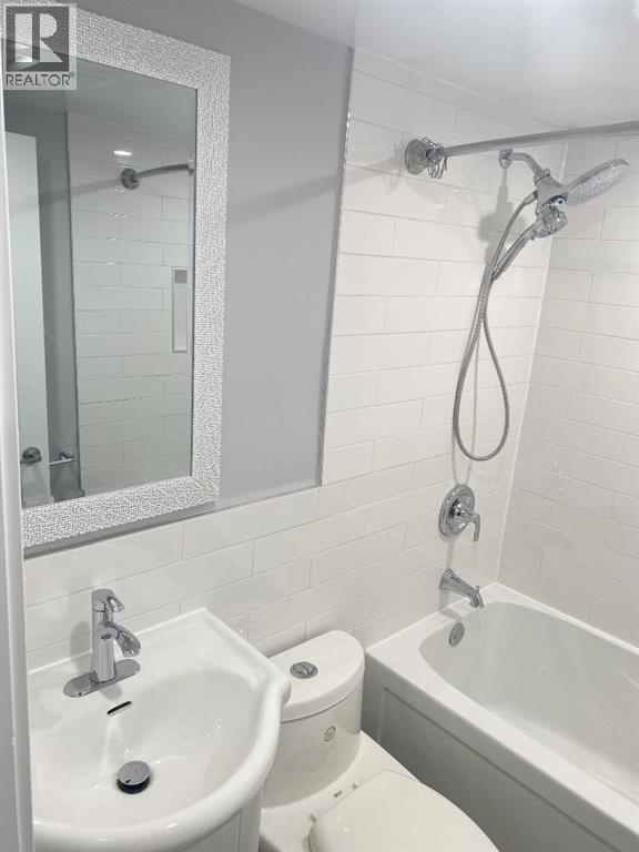 1826 34 Avenue Sw Property Photo 26