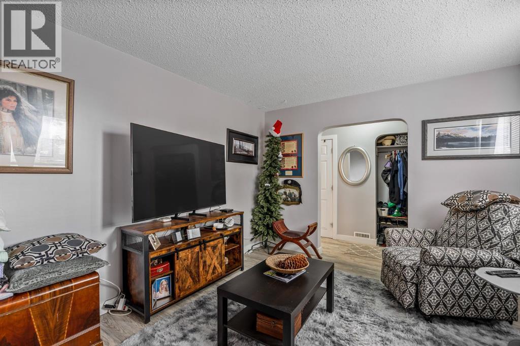 1826 34 Avenue Sw Property Photo 32