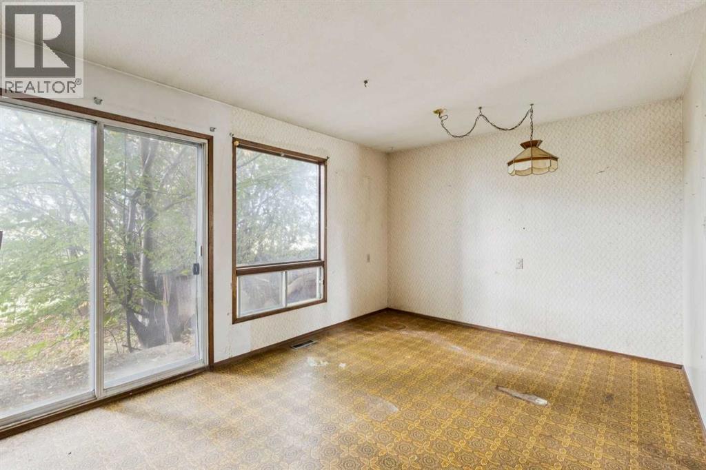 19 Whitehill Gate Ne Property Photo 5