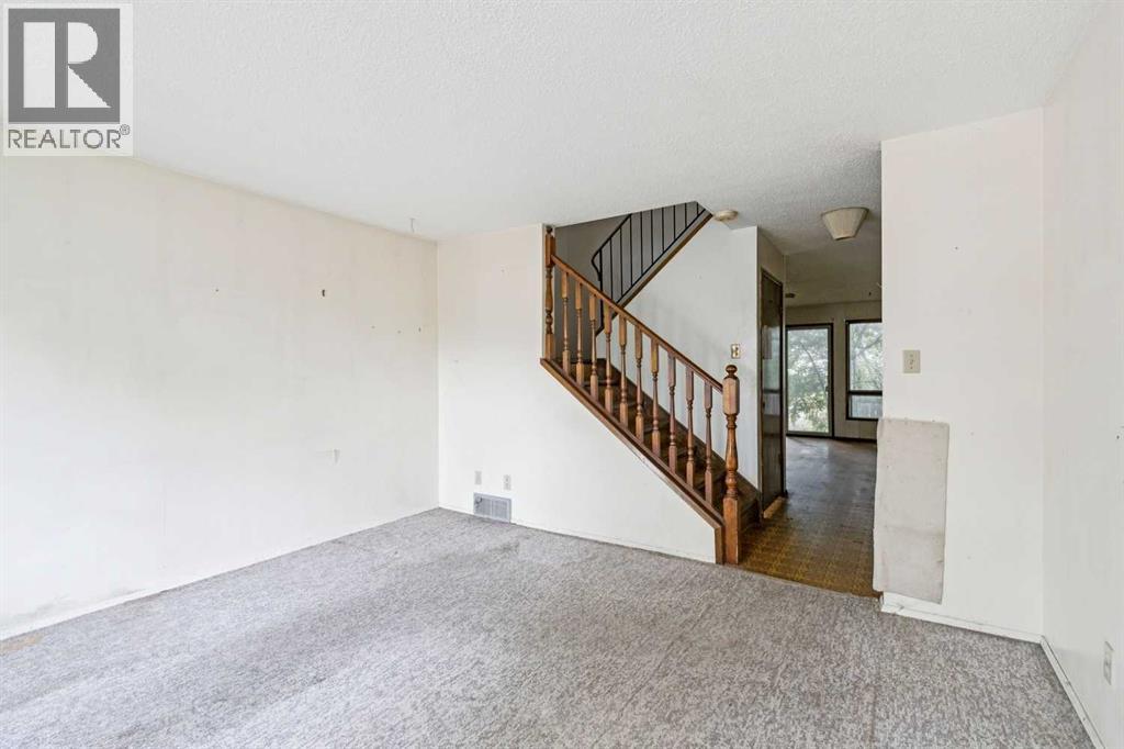 19 Whitehill Gate Ne Property Photo 8