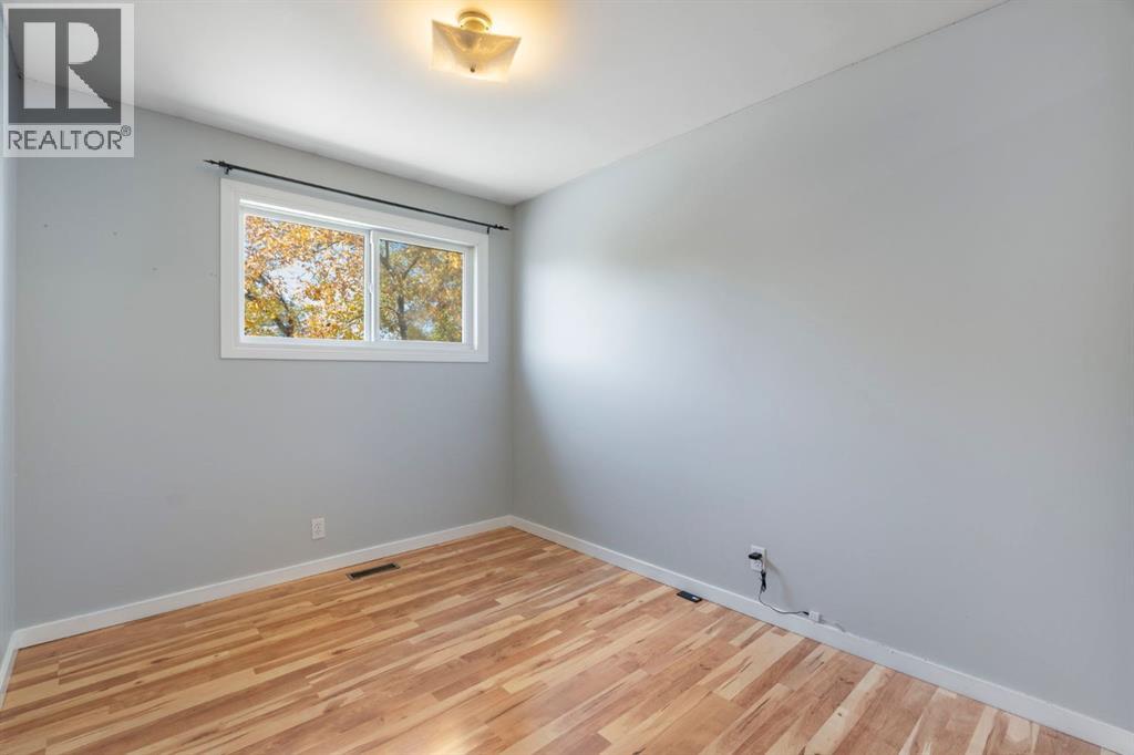 5520 1 Avenue Southeast Property Photo 16
