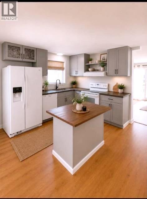 6940 63 Avenue Property Photo 4