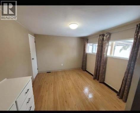 6940 63 Avenue Property Photo 8