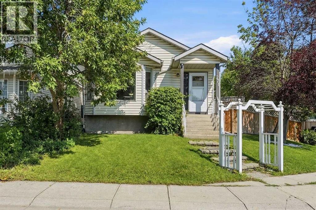271 Erin Meadow Close Se Property Photo 1