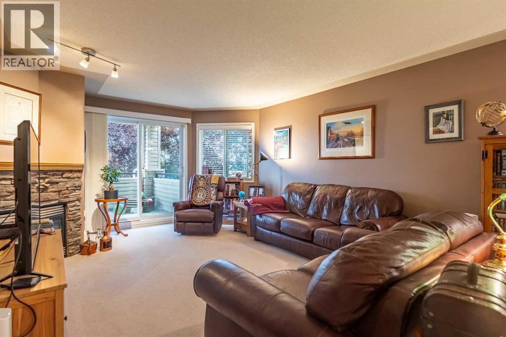 7451 Springbank Boulevard Southwest Property Photo 10