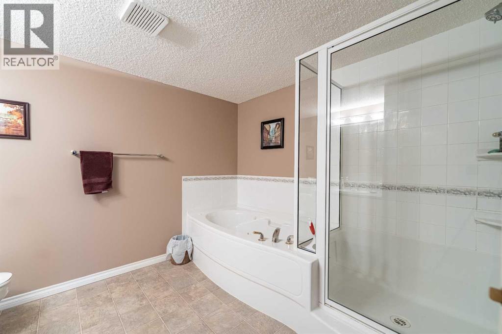 7451 Springbank Boulevard Southwest Property Photo 15