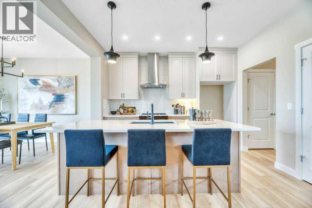 212 Edgefield Bay Property Photo 12