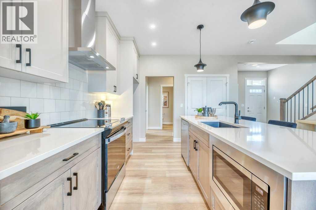 212 Edgefield Bay Property Photo 13