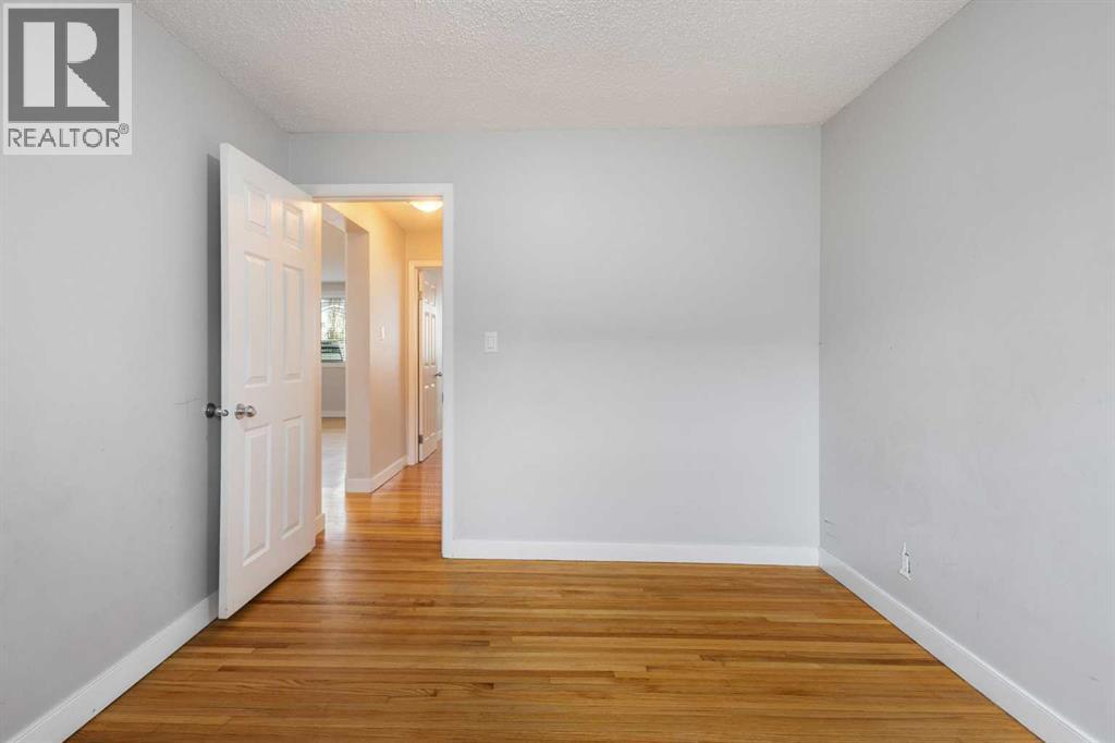 128 40 Avenue Nw Property Photo 18