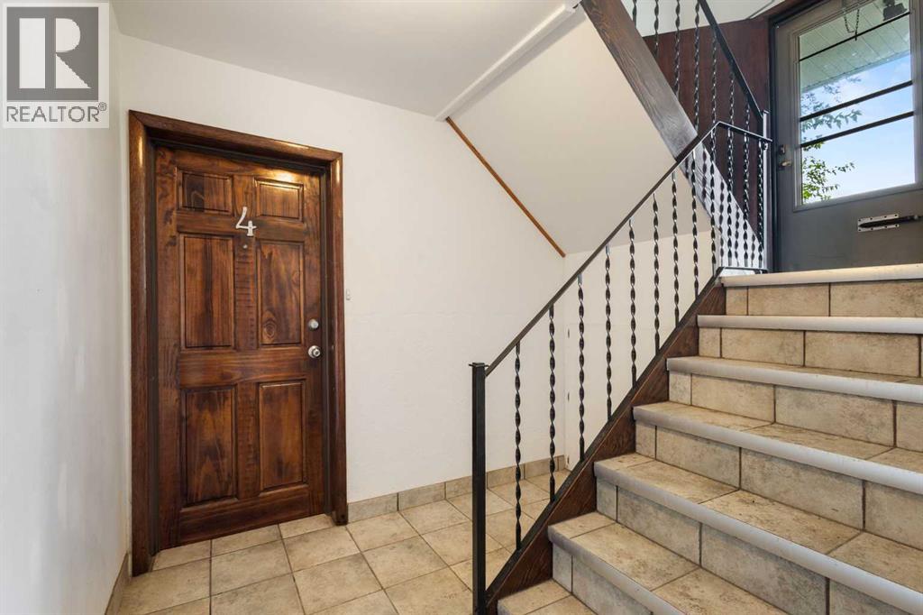 128 40 Avenue Nw Property Photo 19