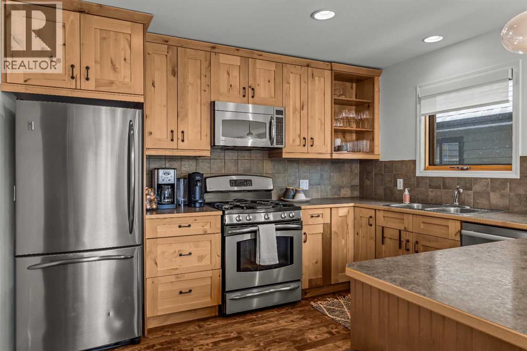 822 5 Street Property Photo 16