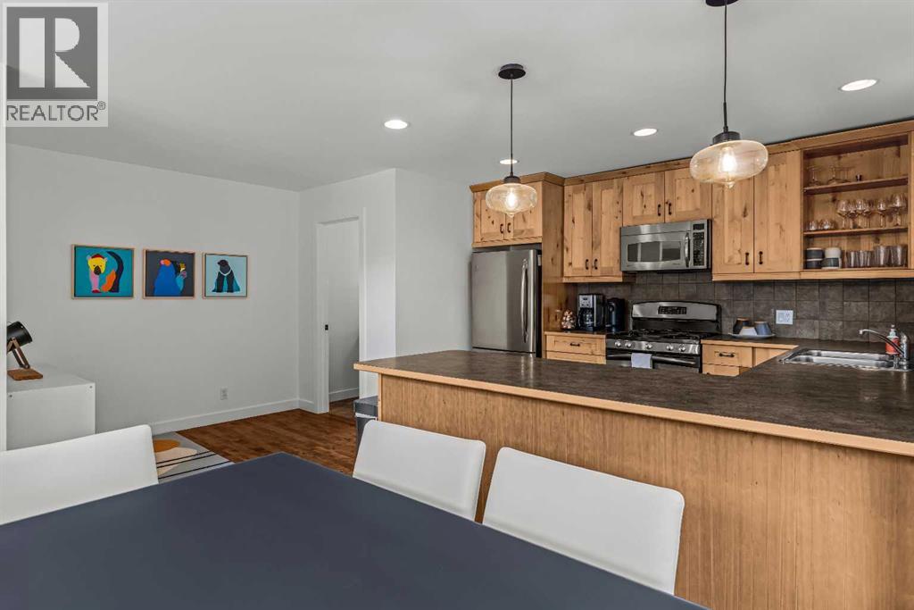 822 5 Street Property Photo 19