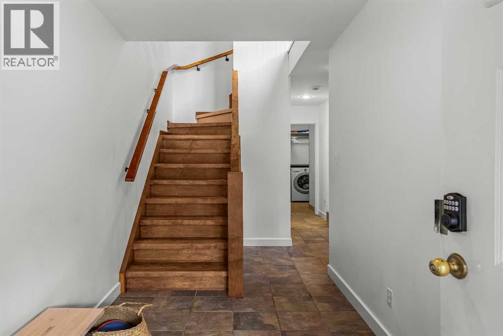 822 5 Street Property Photo 34