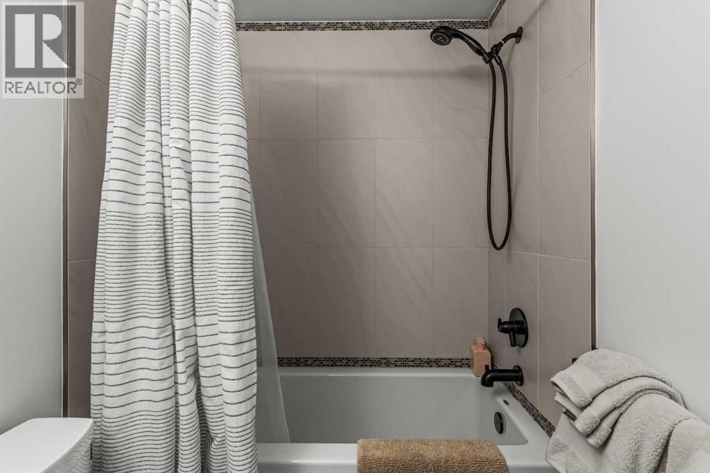 822 5 Street Property Photo 44