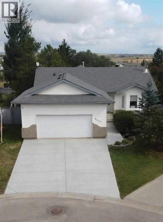 8802 117 Avenue Property Photo 1