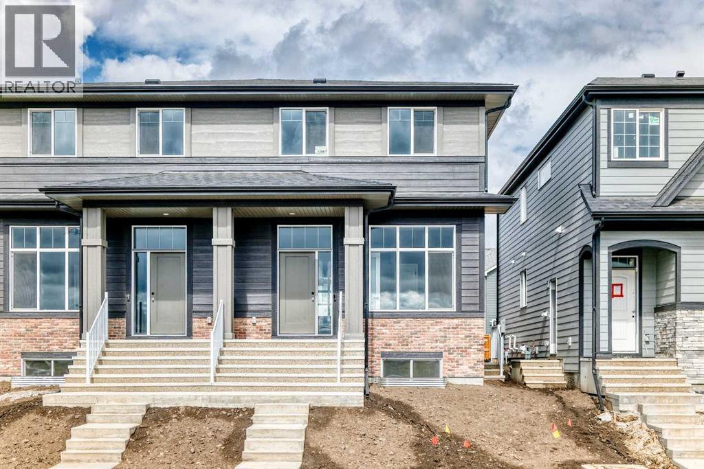 1368 Mahogany Boulevard Se Property Photo 1