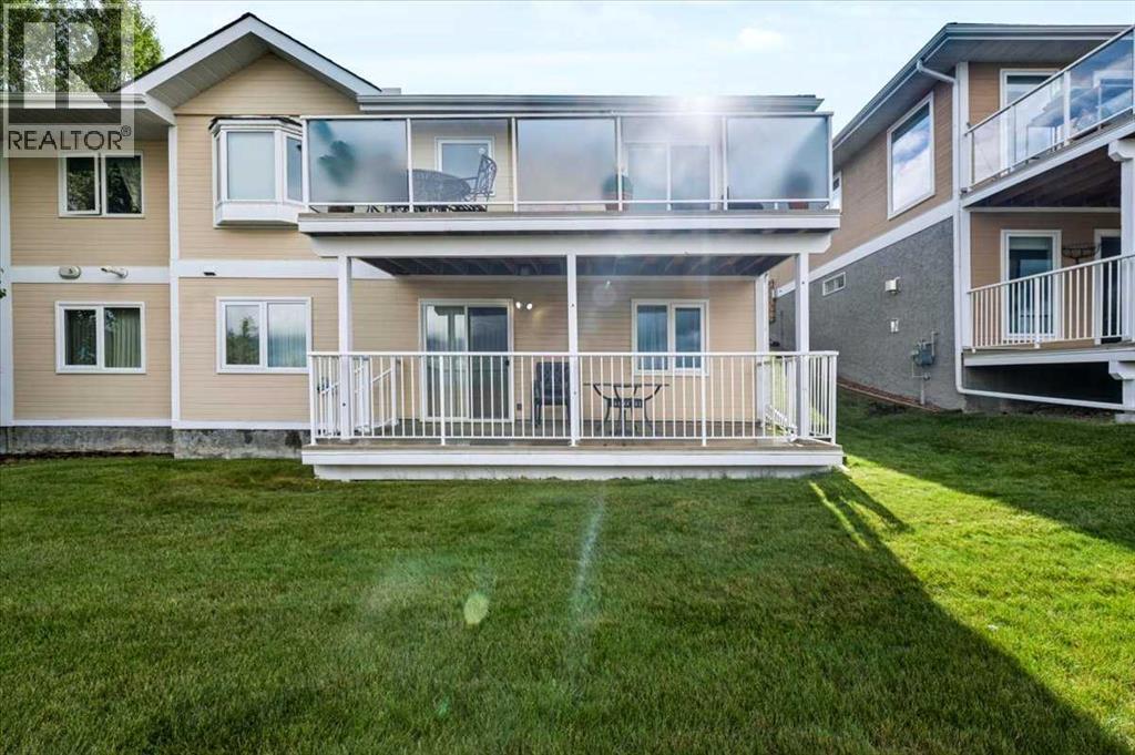 140 Strathaven Circle Southwest Property Photo 4