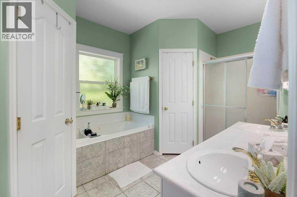 12 Iron Wolf Ridge Property Photo 17