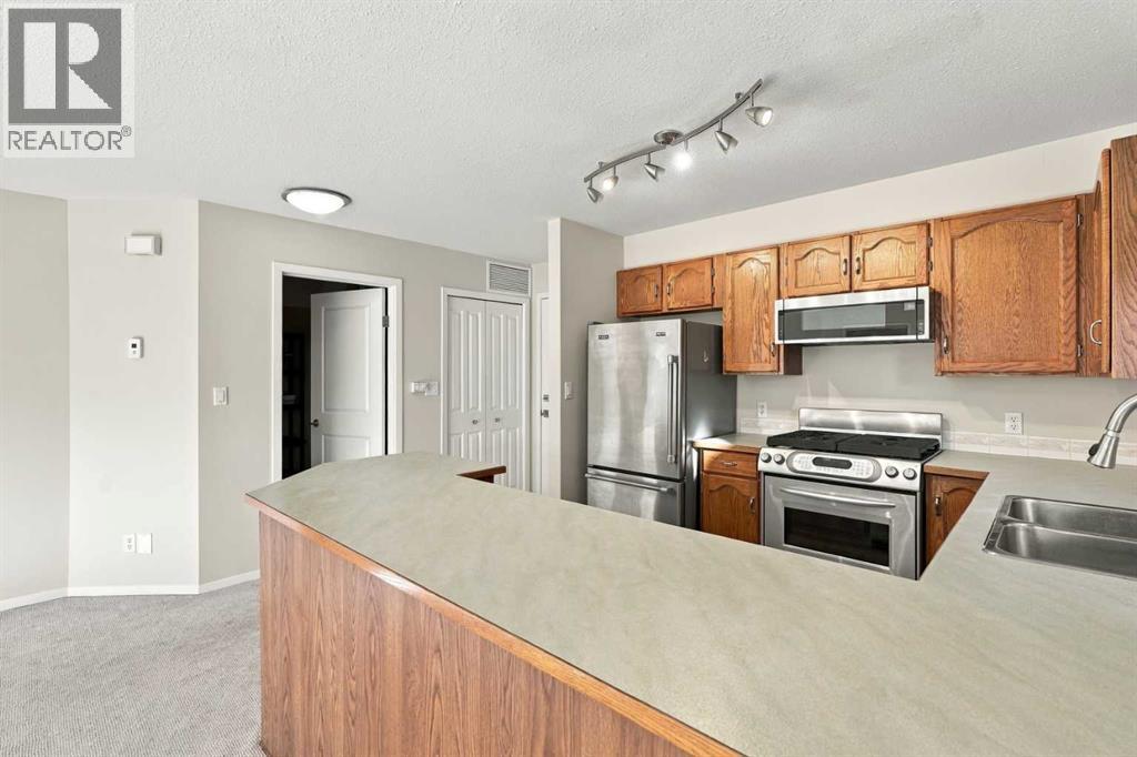 717 7 Street Veterans Way Property Photo 11