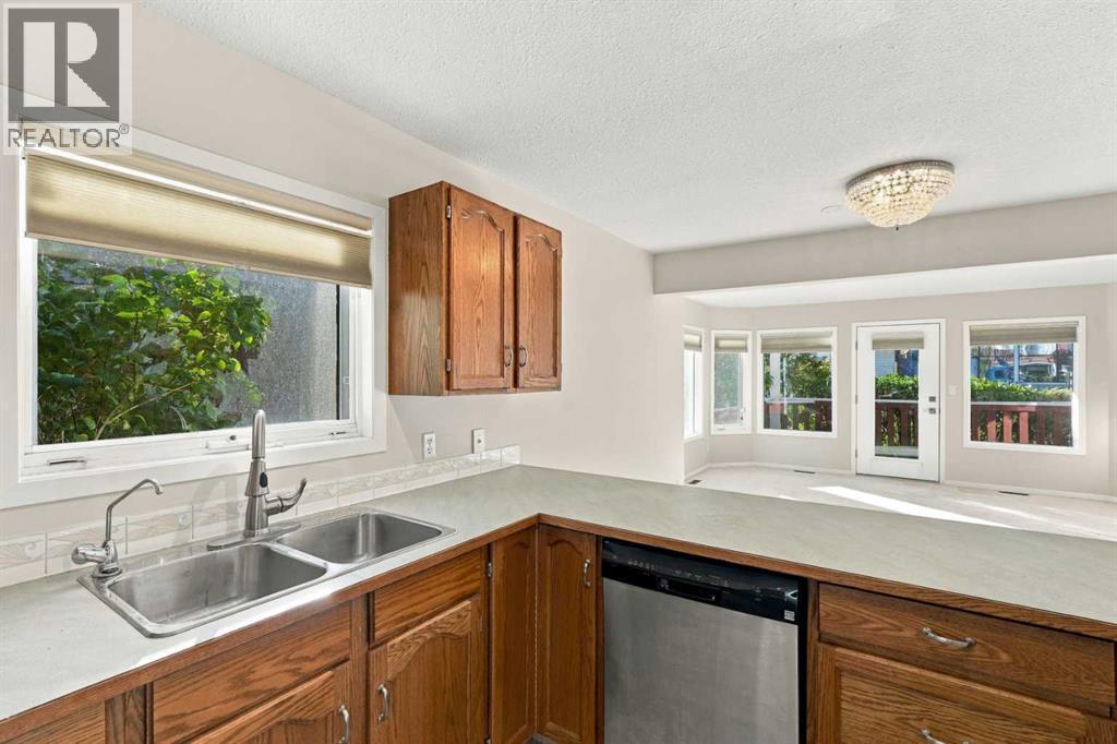 717 7 Street Veterans Way Property Photo 17