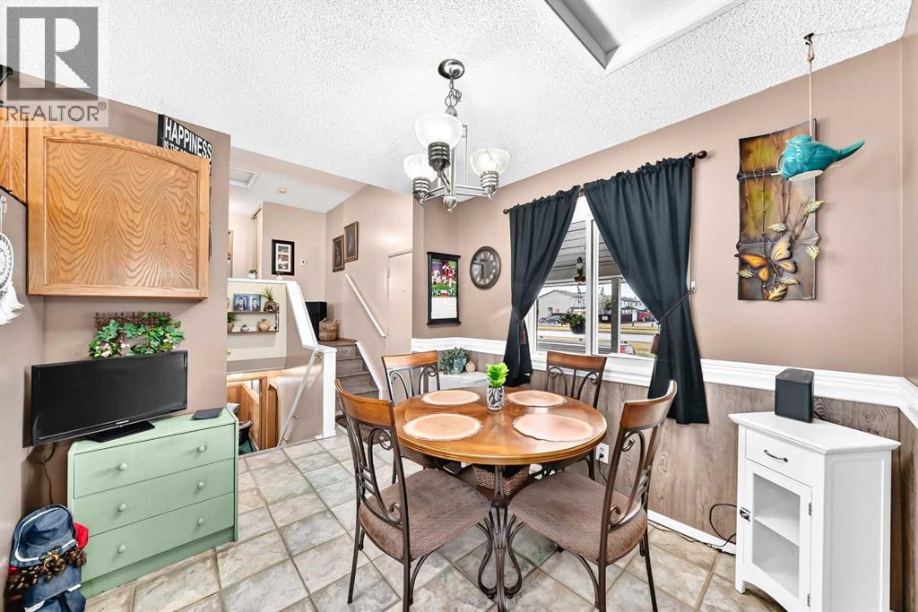 45 Taradale Close Ne Property Photo 16
