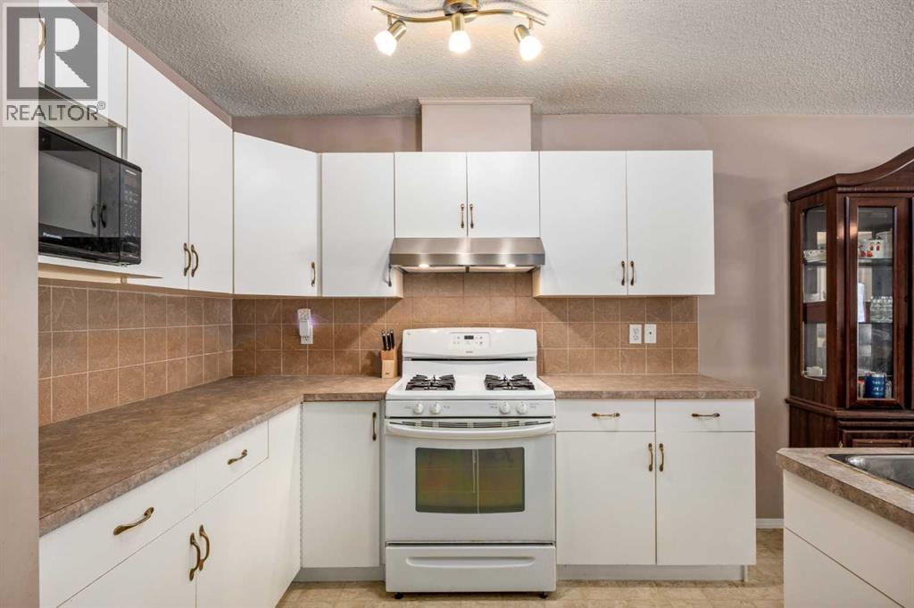 1458 Smith Avenue Property Photo 8