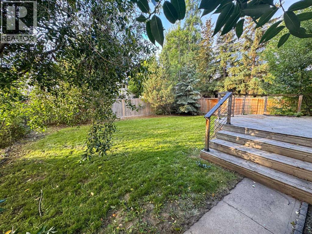 9329 63 Avenue Property Photo 2