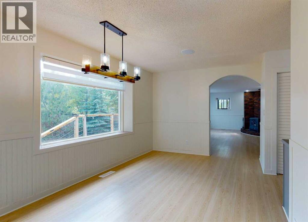 9329 63 Avenue Property Photo 11