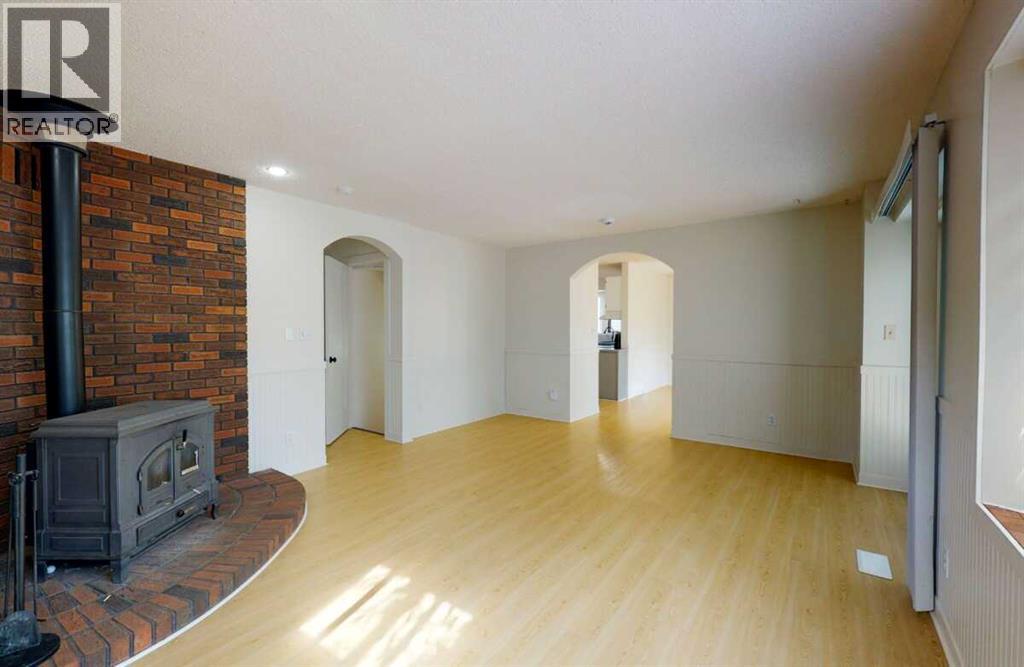 9329 63 Avenue Property Photo 13