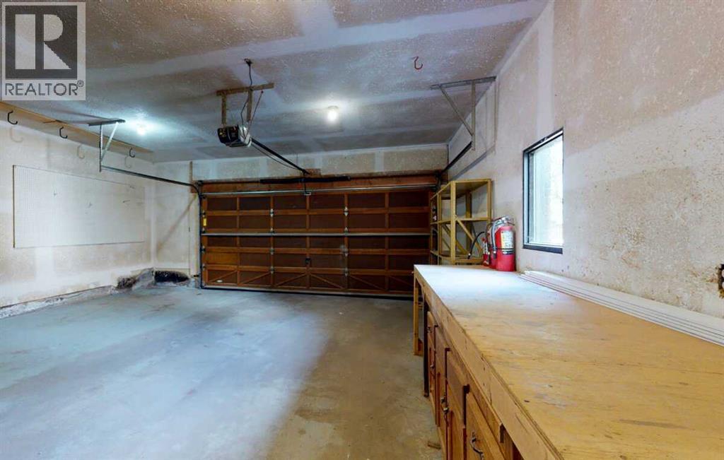 9329 63 Avenue Property Photo 17
