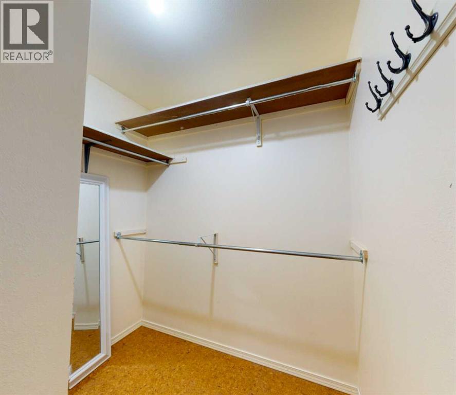 9329 63 Avenue Property Photo 21