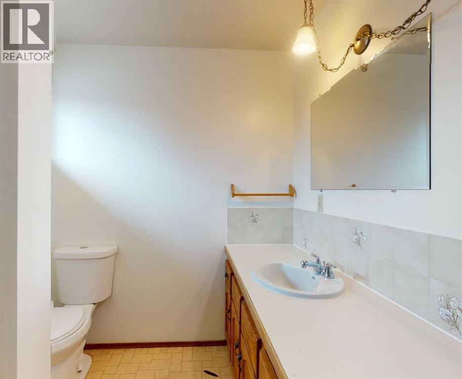 9329 63 Avenue Property Photo 24