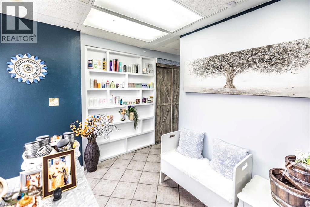 A2344756 Property Photo 1