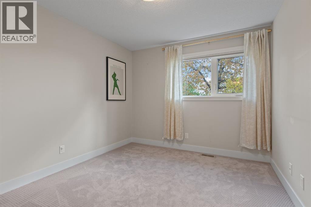 2741 16a Street Se Property Photo 25