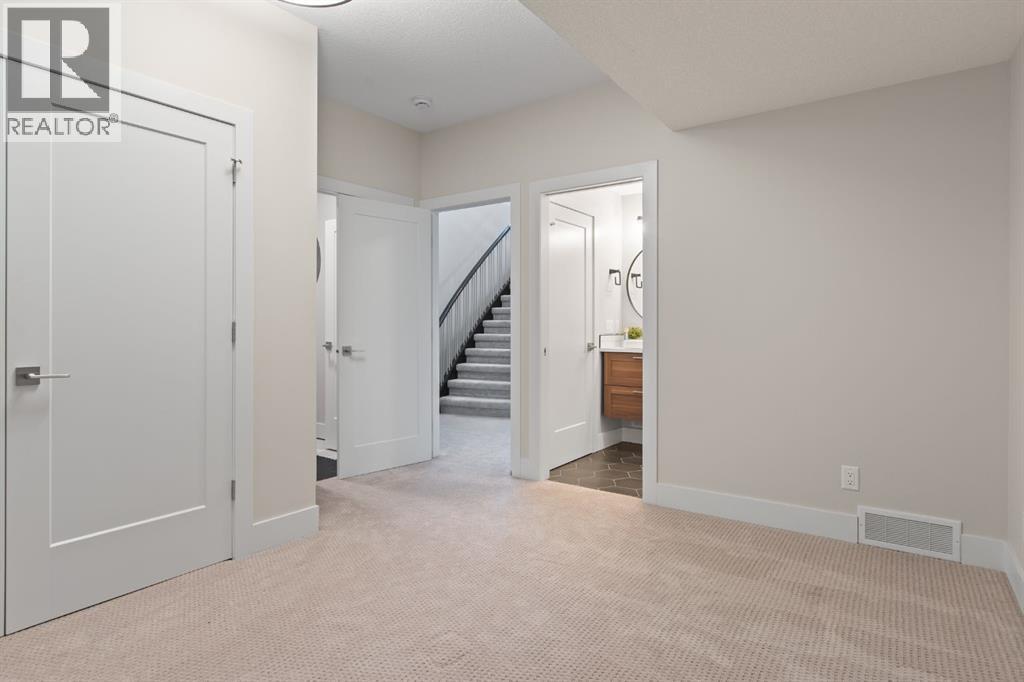 2741 16a Street Se Property Photo 33