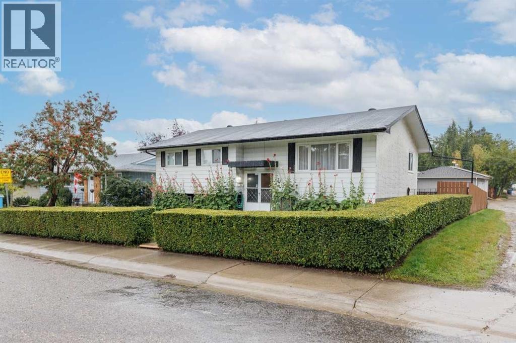67 Huntham Road Ne Property Photo 1