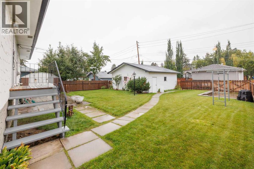 67 Huntham Road Ne Property Photo 25