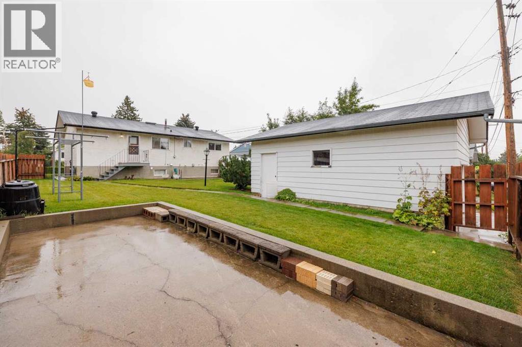 67 Huntham Road Ne Property Photo 26