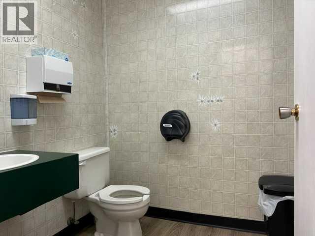 604 Cassils Road W Property Photo 12