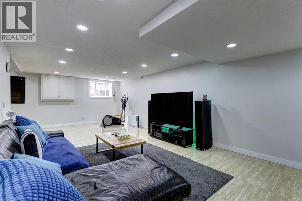85 Sidon Crescent Sw Property Photo 24