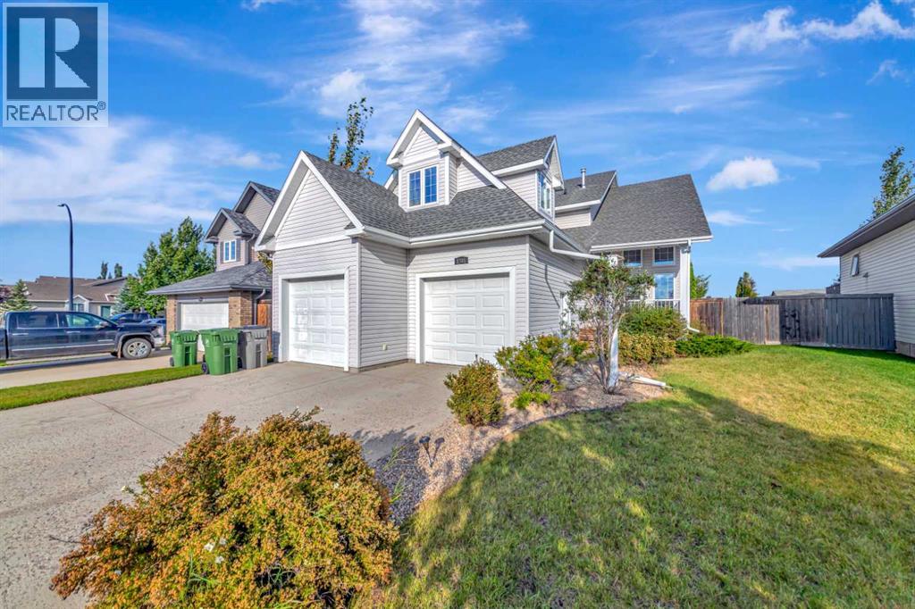 1705 52 Avenue Property Photo 1