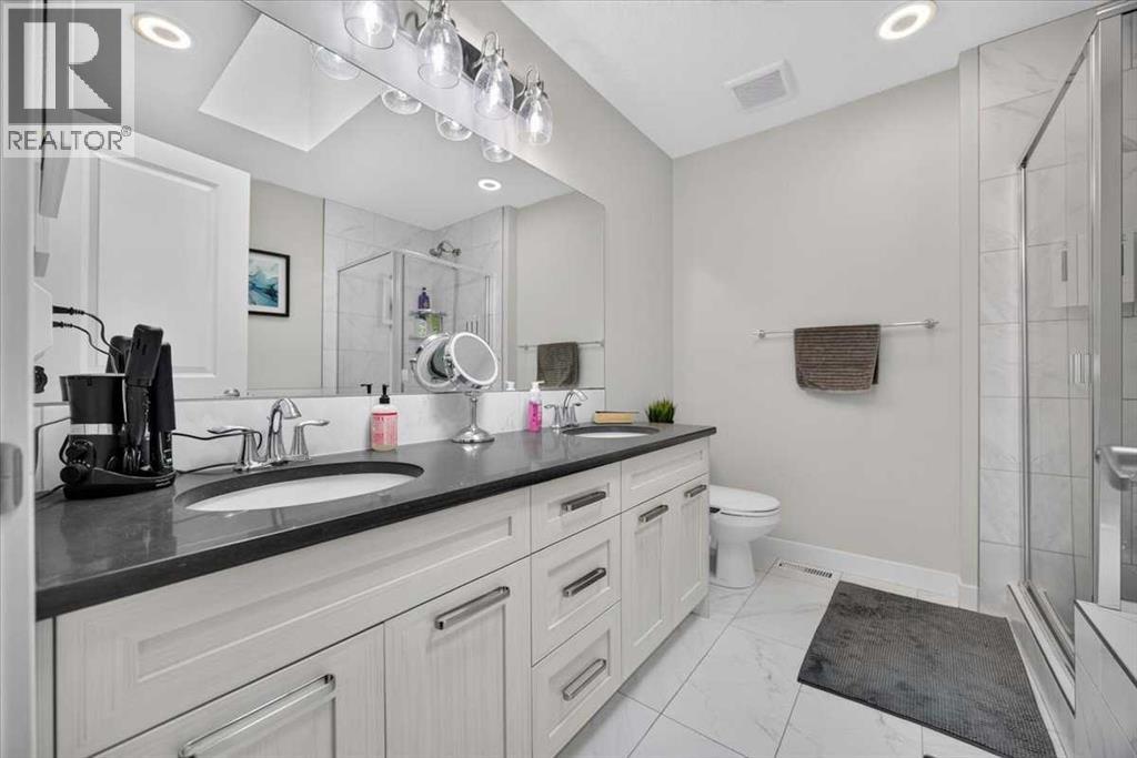 2584 Ravenslea Gardens Se Property Photo 25